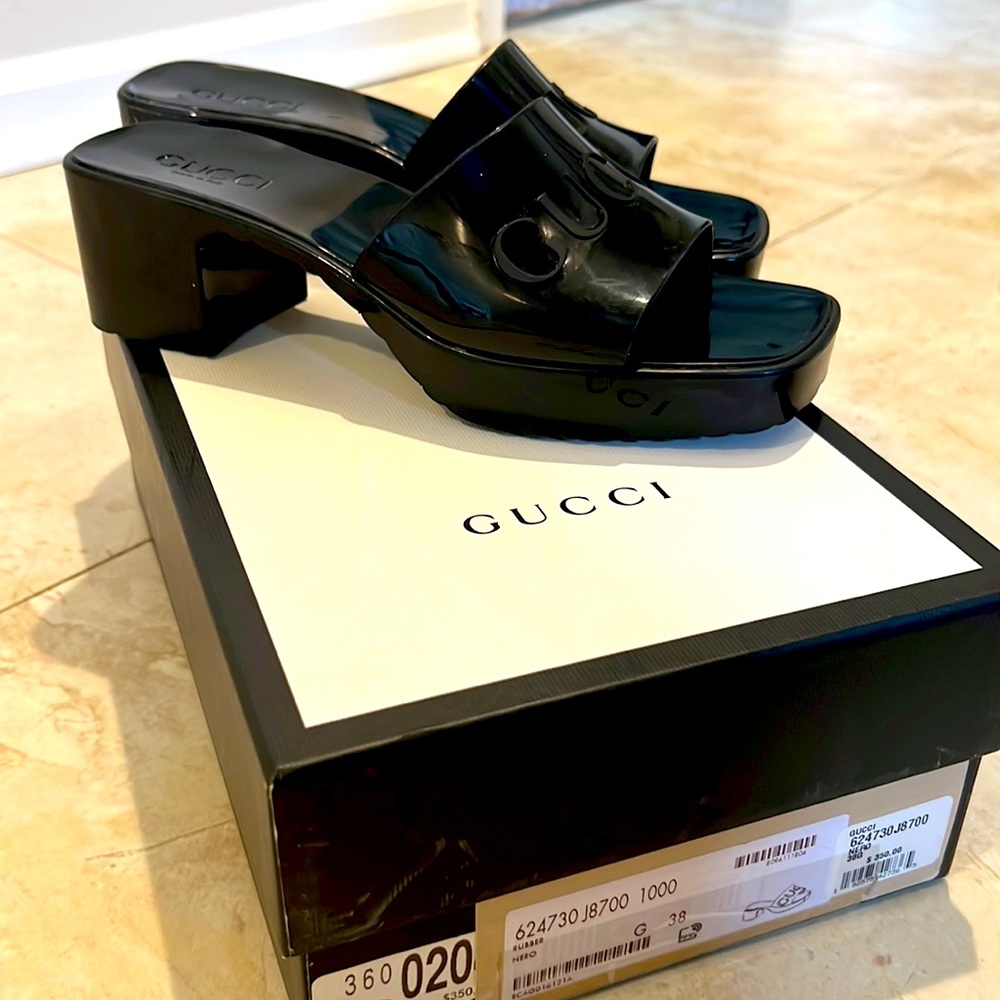 GUCCI Rubber Slide Sandal